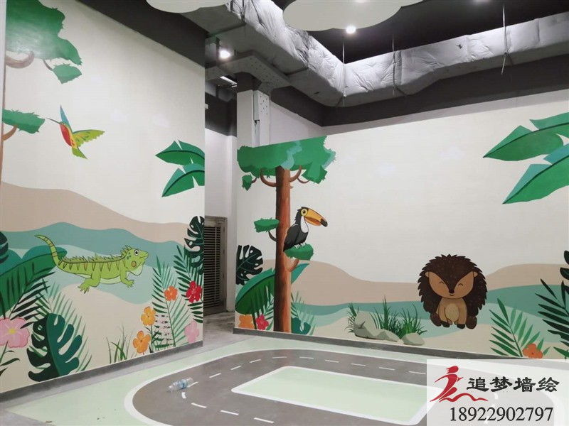 珠海融創(chuàng)架空層彩繪